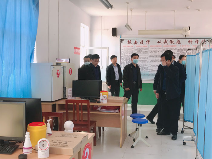 市领导视察新冠肺炎疫苗禹城市中医院临时接种点筹备工作